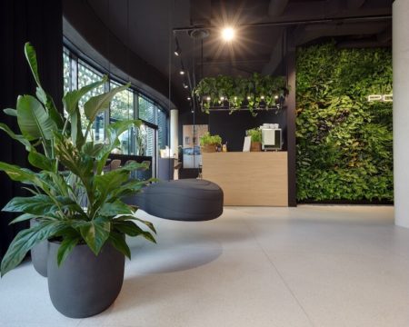 ARANŻACJA WNĘTRZ SALONU SAMOCHODOWEGO PORSCHE_POP-UP