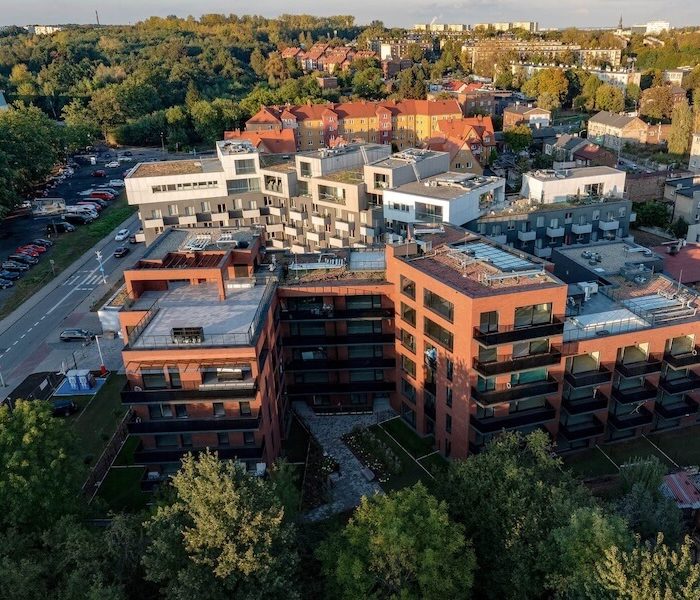 ZABUDOWA WIELORODZINNA PRZY UL. ZŁOTEJ